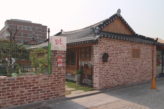 모란게스트하우스01.JPG